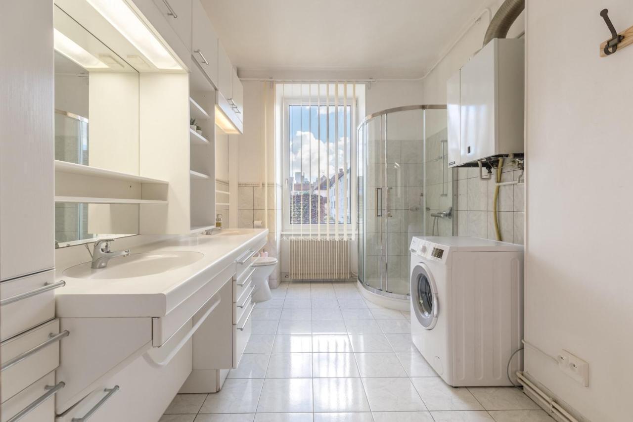 Travel Homes - The Wooden, Spacieux & Bon Quartier