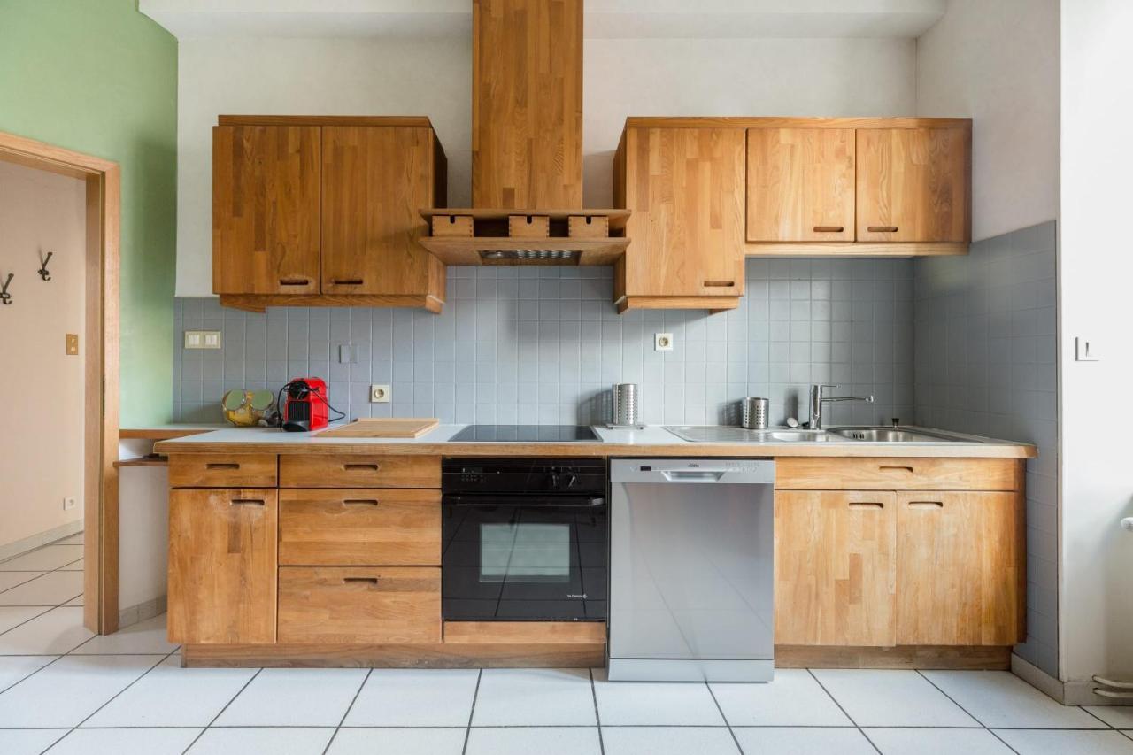 Apartment Travel Homes - The Wooden, Spacieux & Bon Quartier